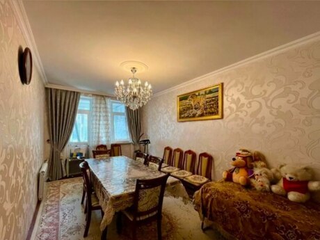 3 rooms · 85 m² · floor 5/5, 8 Noyabr