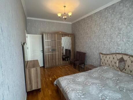 3-room apartment for rent, 80 m², Yeni Yasamal: 800 ₼/mo 4