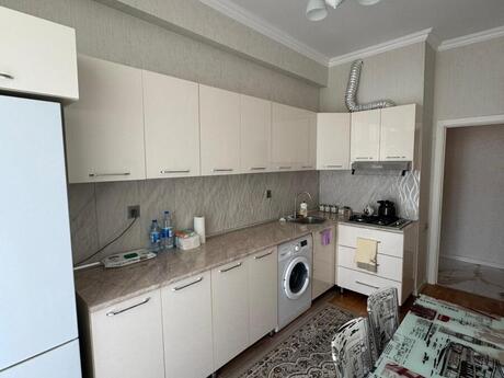 3-room apartment for rent, 80 m², Yeni Yasamal: 800 ₼/mo 2