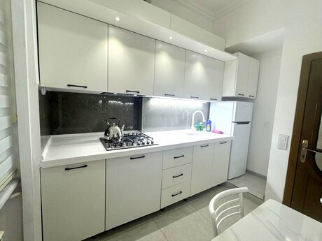 Kirayə 3 otaqlı mənzil, 80 m², Elmlər Akademiyası: 1 000 ₼/ay 4