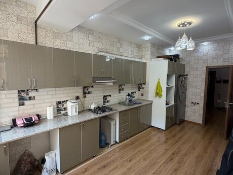 2 otaqlı mənzil, 90 m², İnşaatçılar: 215 000 ₼ 3