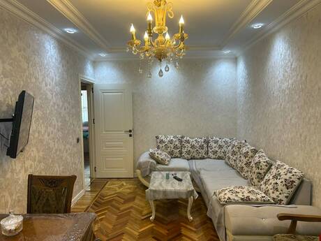 Elan №6412865 - Bakı, Yeni Günəşli q., 3 otaqlı, 80 m², 4/9 mərtəbə