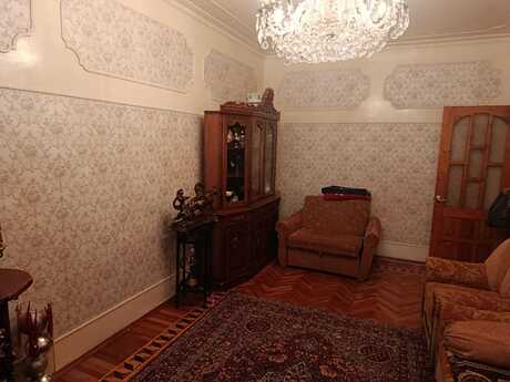 3-room apartment, 85 m², Azadlıq Prospekti: 235 000 ₼ 2