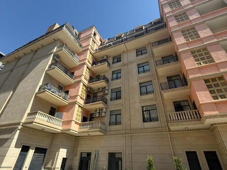4-room apartment, 135 m², Ağ şəhər: 650 000 ₼ 3