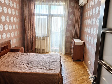 3 otaqlı mənzil, 100 m², 28 May: 285 000 ₼ 4