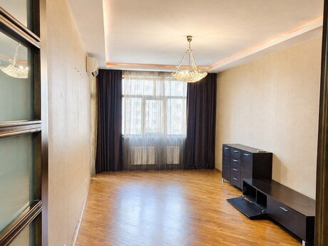 Elan №6412902 - Bakı, 28 May m., 3 otaqlı, 100 m², 9/18 mərtəbə