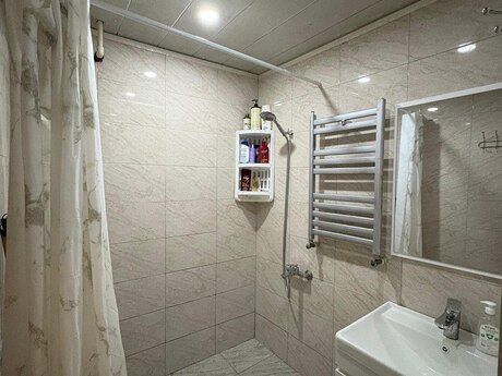 4-room apartment, 105 m², Zabrat: 135 000 ₼ 3