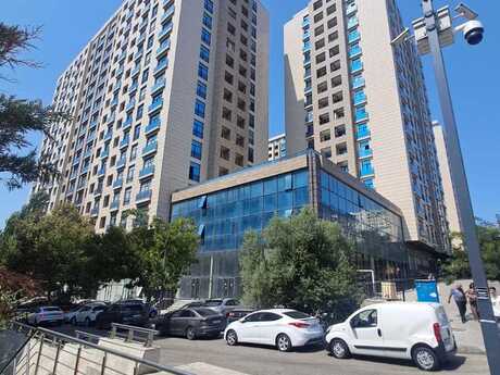 4 otaqlı mənzil, 150 m², 28 May: 595 000 ₼ 2