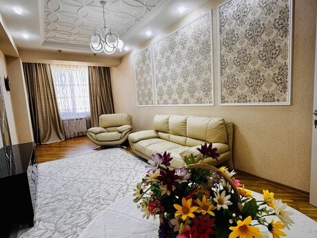 2 otaq · 90 m² · 14/15 mərtəbə, Badamdar