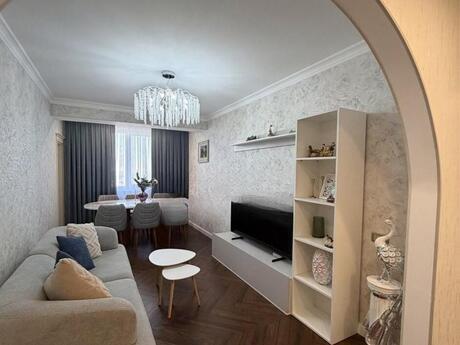 Elan №6413090 - Bakı, Elmlər Akademiyası m., 2 otaqlı, 73 m², 17/17 mərtəbə