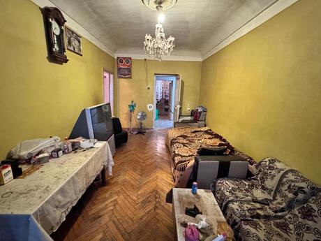 4 otaq · 85 m² · 2/5 mərtəbə, Azadlıq Prospekti