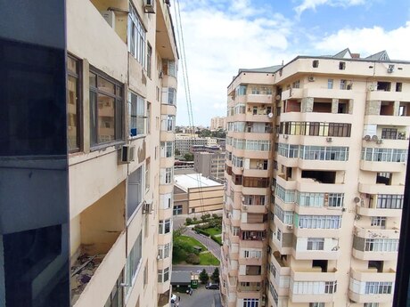 3 otaqlı mənzil, 100 m², 20 Yanvar: 230 000 ₼ 2