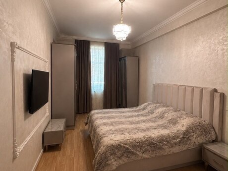 4 otaqlı mənzil, 160 m², Yasamal: 356 000 ₼ 5