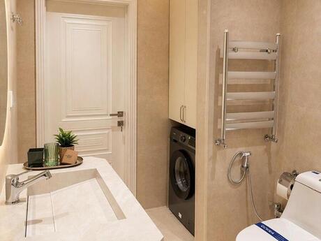 2 otaqlı mənzil, 70 m², 8 Noyabr: 245 000 ₼ 5