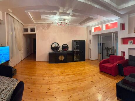 5 otaqlı həyət evi, 200 m², Binə: 350 000 ₼ 2