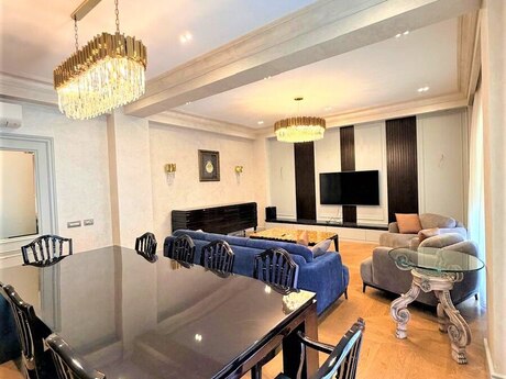 Аренда: 3-комнатная квартира, 165 м², Ağ şəhər: 3 000 ₼/мес 4