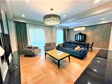Объявление №6413399 - Баку, пос. Аг шехер, 3-комн., 165 м², 5/8 этаж