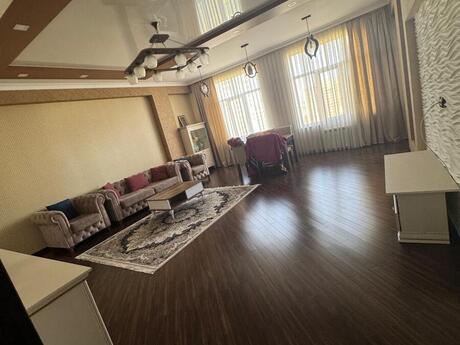 Kirayə 3 otaqlı mənzil, 130 m², Nizami: 1 500 ₼/ay 4