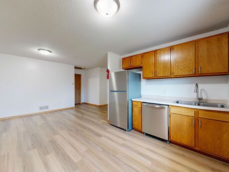 Kirayə 4 otaqlı mənzil, 100 m², İnşaatçılar: 288 ₼/ay 5