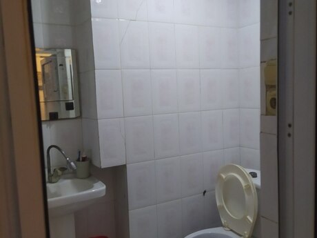 3 otaqlı mənzil, 70 m², 28 May: 165 000 ₼ 3