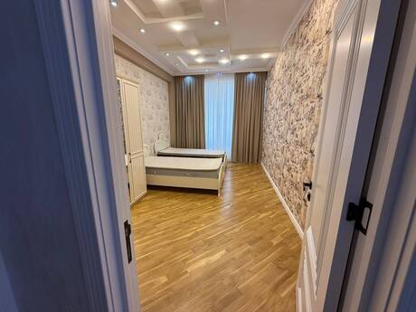Kirayə 3 otaqlı mənzil, 130 m², Ağ şəhər: 2 500 ₼/ay 5