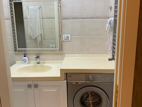 Kirayə 2 otaqlı mənzil, 70 m², Şah İsmayıl Xətai: 1 050 ₼/ay 5
