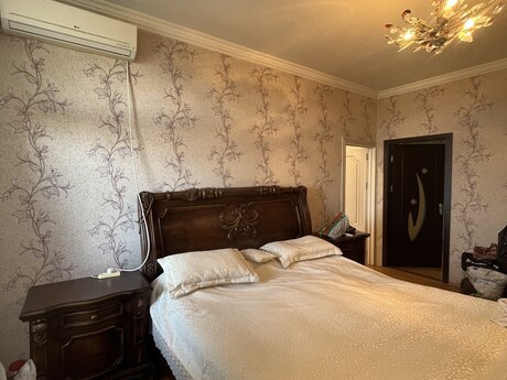 3-room apartment, 100 m², Avtovağzal: 220 000 ₼ 3