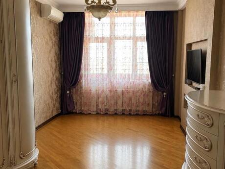 4-room apartment, 172 m², Nəsimi: 619 200 ₼ 5