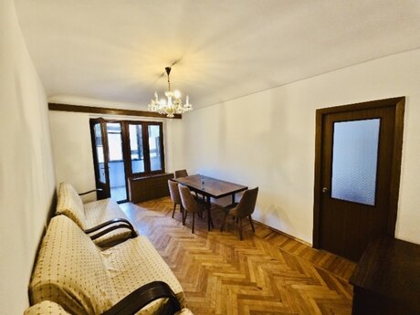 Elan №6413520 - Bakı, Elmlər Akademiyası m., 4 otaqlı, 110 m², 2/5 mərtəbə