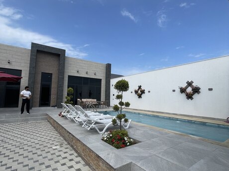 Şüvəlanda 4 otaqlı həyət evi kirayə verilir, 250 m², 150 AZN/ay, şəkil 3 / 12