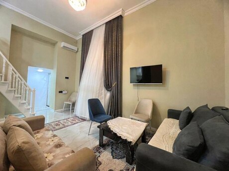 Объявление №6413540 - Баку, м. Сахил, 3-комн., 60 м², 4/4 этаж