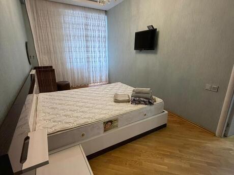Kirayə 2 otaqlı mənzil, 65 m², Şah İsmayıl Xətai: 900 ₼/ay 5
