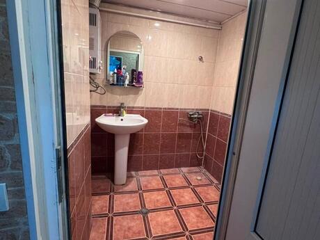 Həzi Aslanovda 2 otaqlı köhnə tikili mənzil satılır, 60 m², 158 000 AZN, şəkil 3 / 10