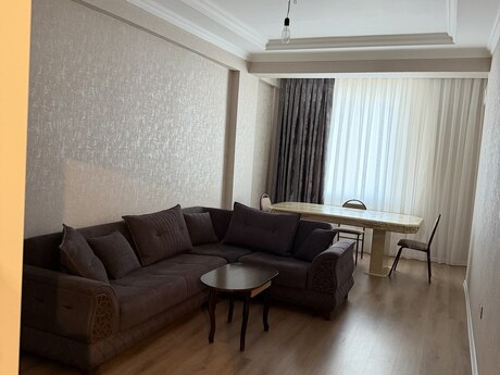 2 rooms · 77 m² · floor 6/14, Saray
