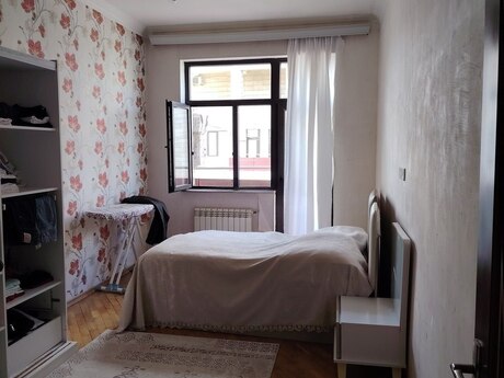 2 otaqlı mənzil, 67 m², 8 Noyabr: 218 000 ₼ 5