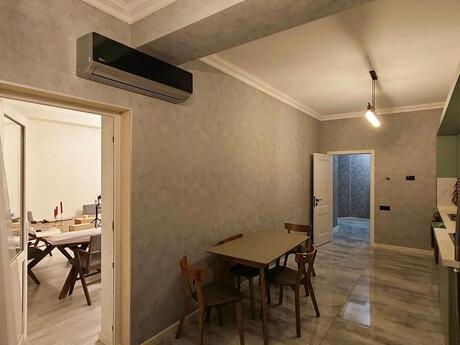 3-комнатная квартира, 150 м², Azadlıq Prospekti: 430 000 ₼ 2
