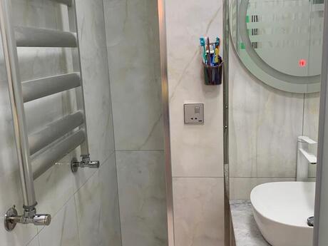 3-комнатная квартира, 83 м², 8 Noyabr: 258 000 ₼ 4