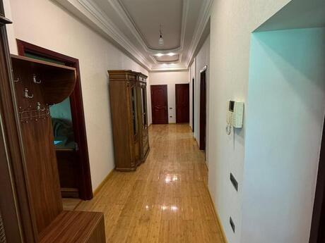 Kirayə 4 otaqlı mənzil, 100 m², Gənclik: 1 000 ₼/ay 5