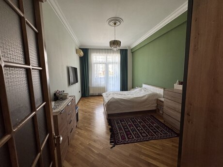 3 otaqlı mənzil, 155 m², Elmlər Akademiyası: 457 000 ₼ 4