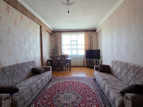 Kirayə 2 otaqlı mənzil, 95 m², İnşaatçılar: 800 ₼/ay 3