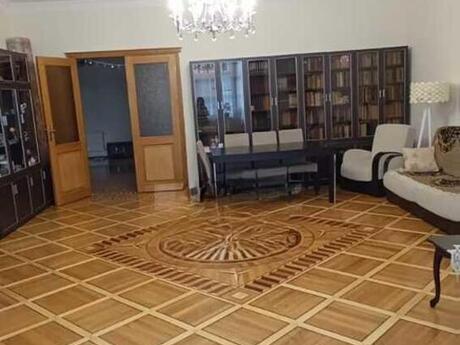 4 otaqlı mənzil, 200 m², Nizami: 420 000 ₼ 3
