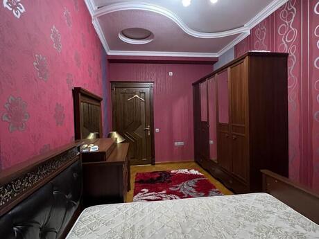 Kirayə 3 otaqlı mənzil, 129 m², Nizami: 1 000 ₼/ay 4