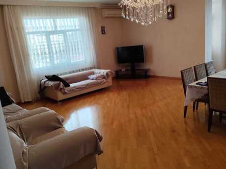 3 otaqlı mənzil, 152 m², 20 Yanvar: 360 000 ₼ 2