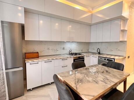 Kirayə 2 otaqlı mənzil, 65 m², Şah İsmayıl Xətai: 999 ₼/ay 4