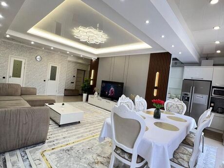 3 otaq · 140 m² · 12/16 mərtəbə, Sahil