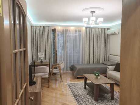 Elan №6414205 - Bakı, Nizami m., 2 otaqlı, 43 m², 2/6 mərtəbə