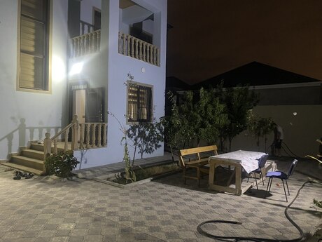 8 otaqlı həyət evi, 240 m², Binə: 250 000 ₼ 5