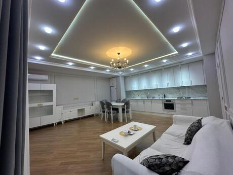 3 otaq · 106 m² · 4/5 mərtəbə, Badamdar