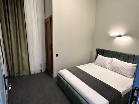 Kirayə 4 otaqlı mənzil, 180 m², Sahil: 4 000 ₼/ay 4