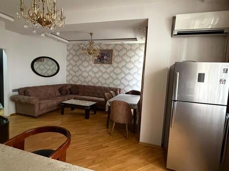 Kirayə 2 otaqlı mənzil, 65 m², Şah İsmayıl Xətai: 800 ₼/ay 4